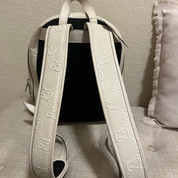 Gucci Ivory Embossed Backpack - Picture 3 of 16